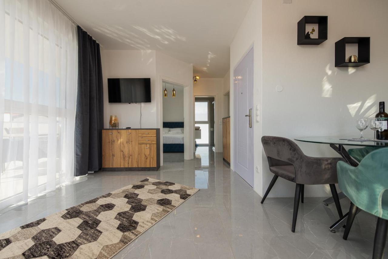Appartements Vir Apartment *